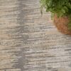 Nourison alfombra Abstract Hues ABH03 GRYGD GREY GOLD 5X8 099446906410 interior 2